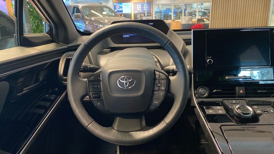 Toyota bZ4X vaihtoauto