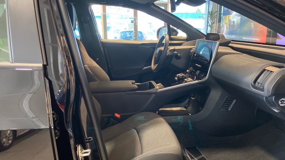 Toyota bZ4X vaihtoauto