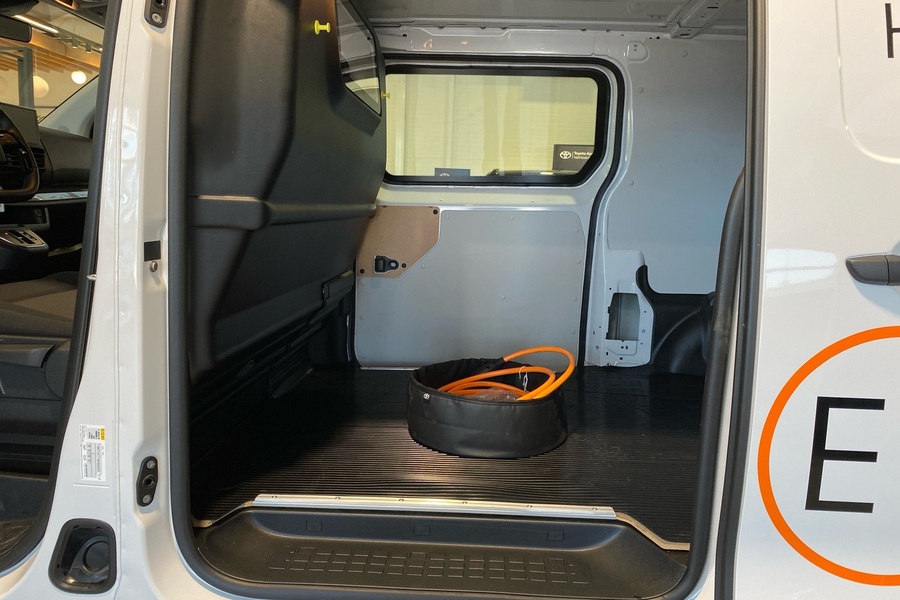 Toyota Proace vaihtoauto