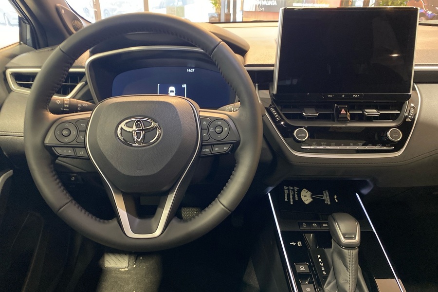 Toyota Corolla Cross vaihtoauto