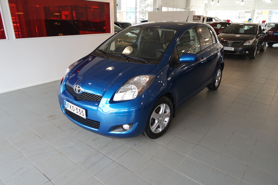 Toyota Yaris vaihtoauto