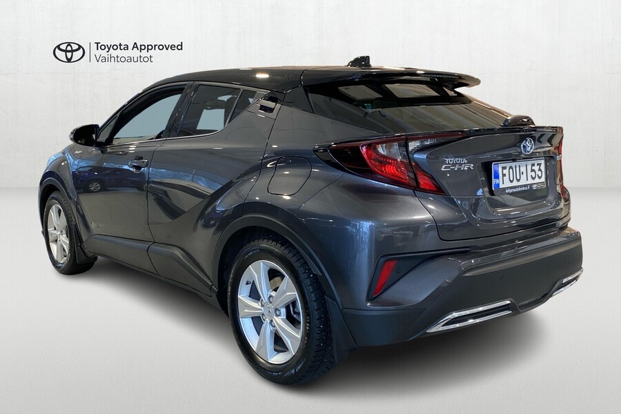 Toyota C-HR vaihtoauto