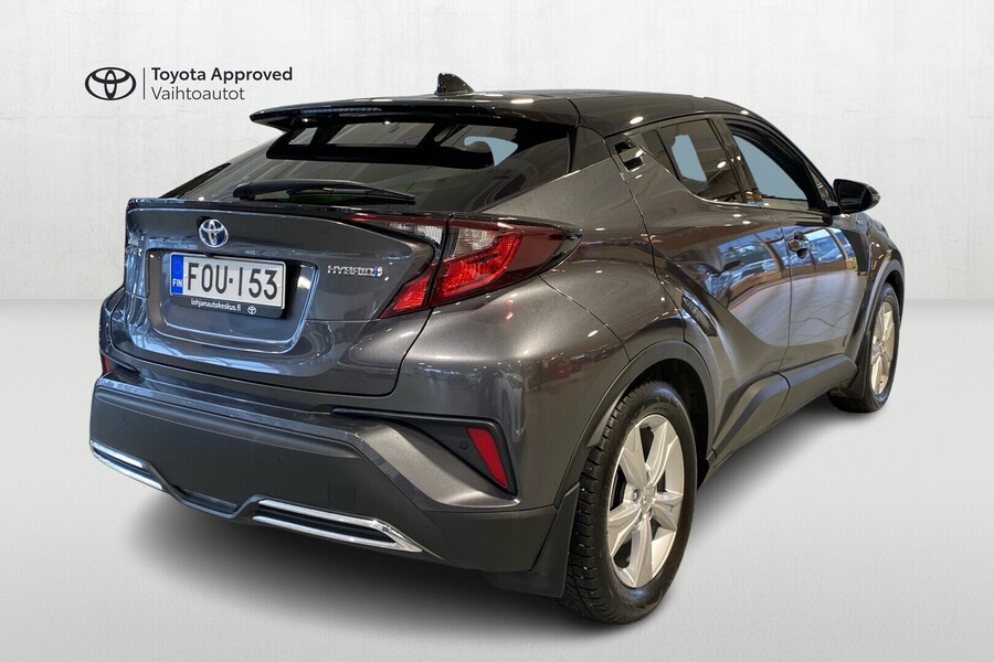 Toyota C-HR vaihtoauto