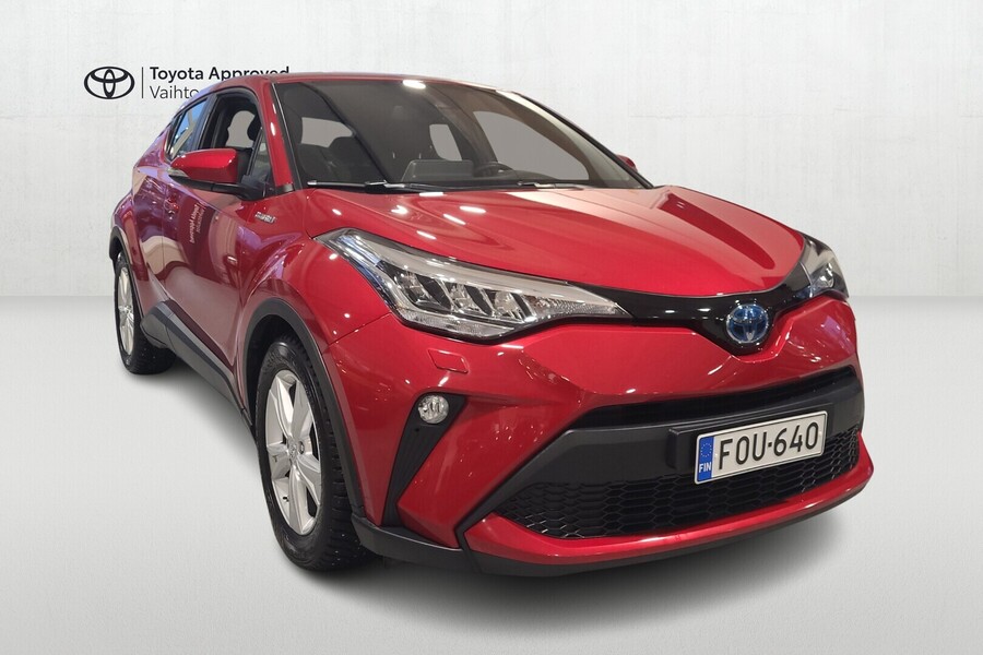 Toyota C-HR vaihtoauto