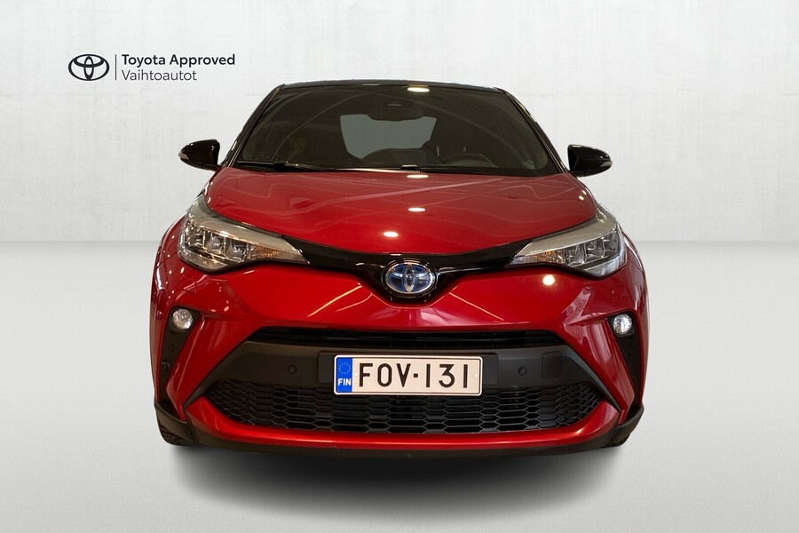 Toyota C-HR vaihtoauto