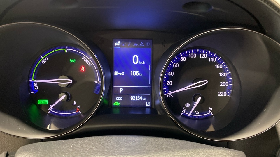 Toyota C-HR vaihtoauto