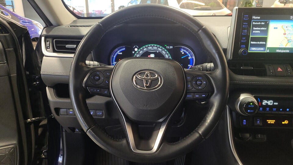 Toyota RAV4 vaihtoauto