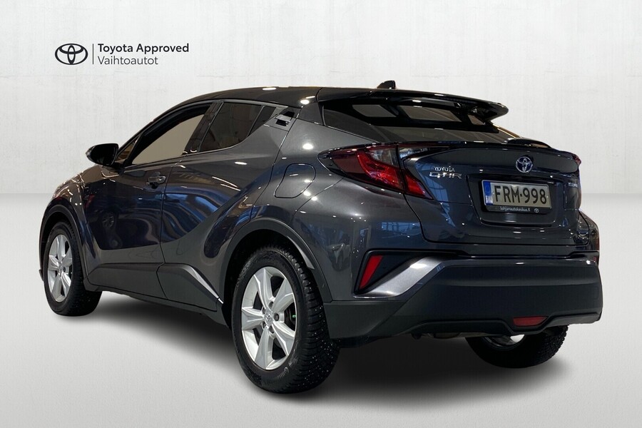 Toyota C-HR vaihtoauto