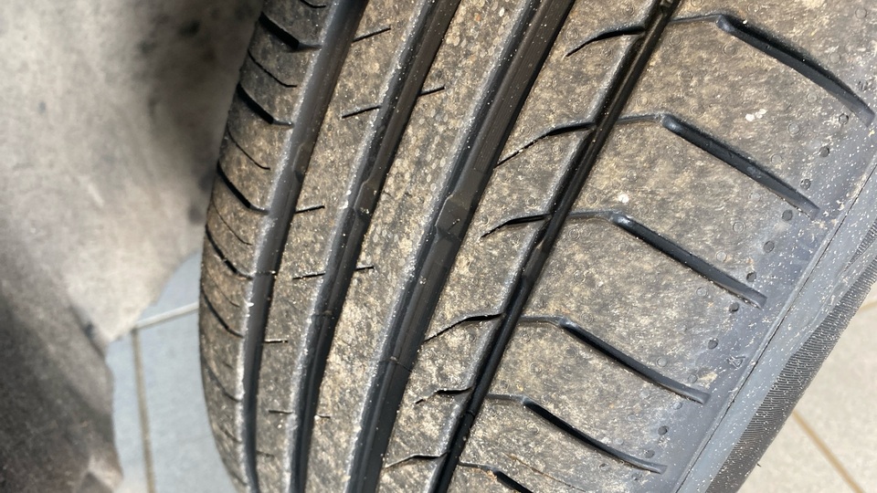 Volvo V40 Cross Country vaihtoauto