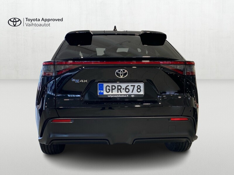 Toyota bZ4X vaihtoauto