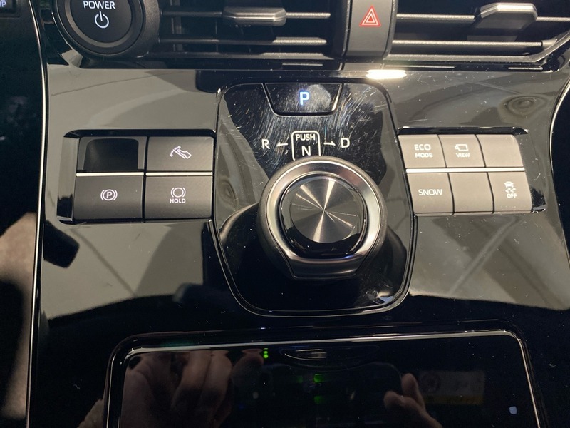 Toyota bZ4X vaihtoauto