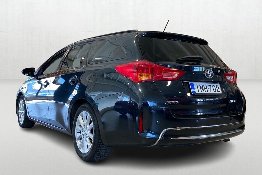 Toyota Auris vaihtoauto