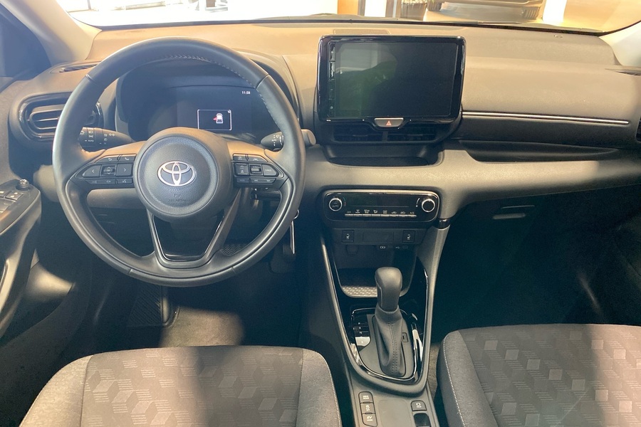 Toyota Yaris vaihtoauto