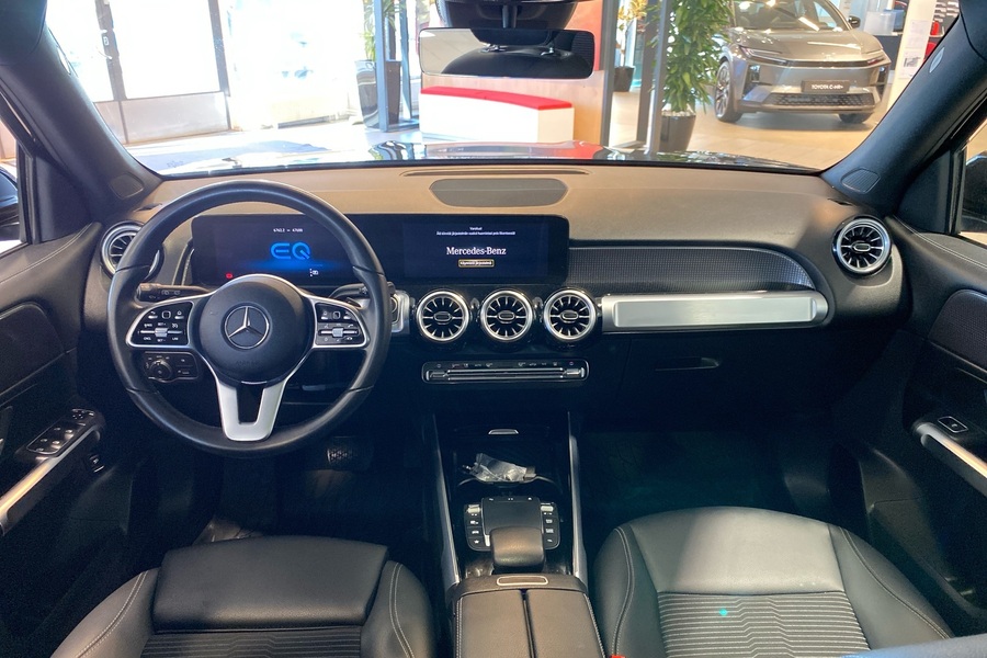 Mercedes-Benz EQB vaihtoauto