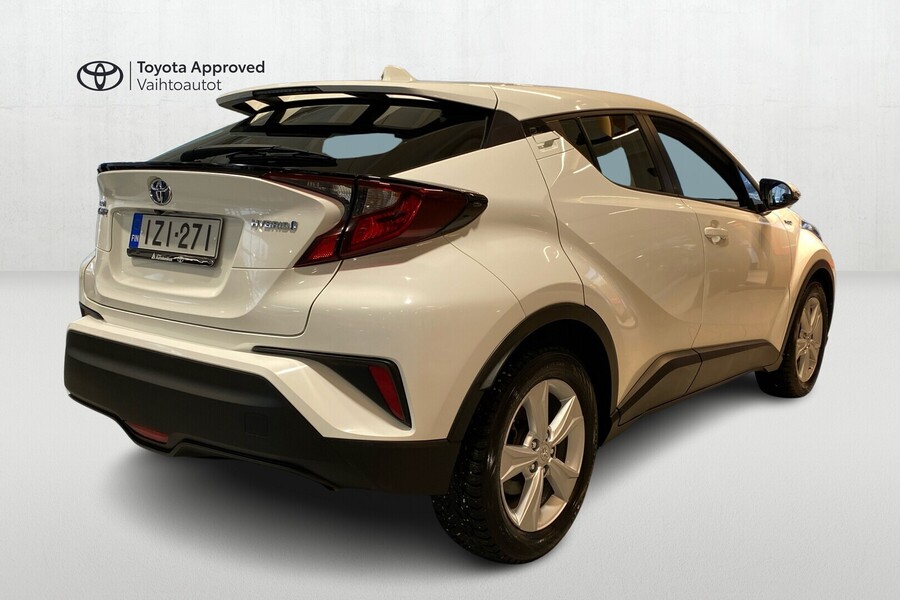 Toyota C-HR vaihtoauto