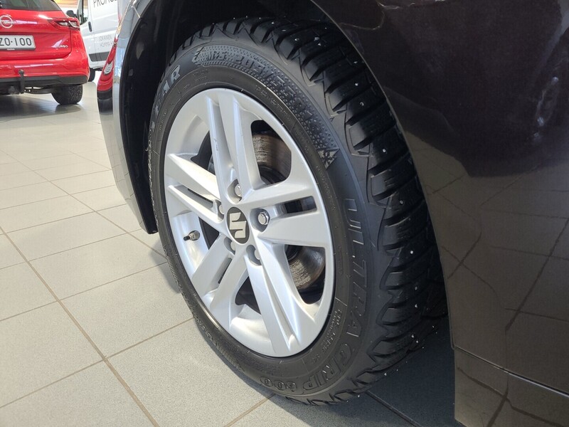 Suzuki Swace vaihtoauto