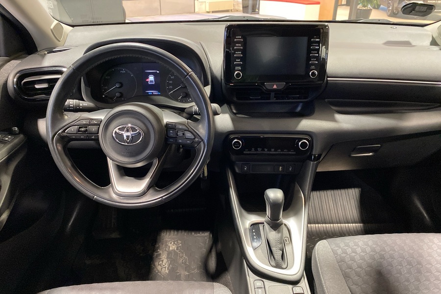 Toyota Yaris vaihtoauto