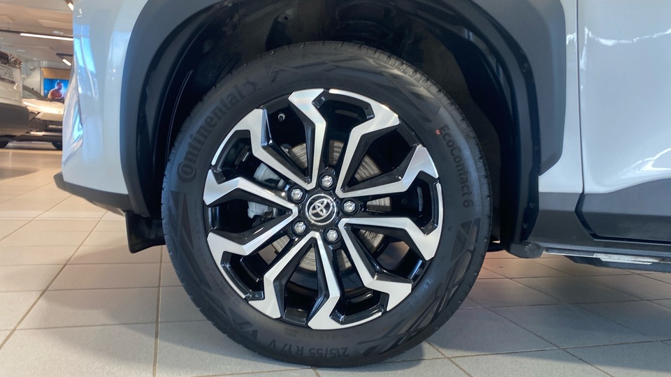 Toyota Yaris Cross vaihtoauto