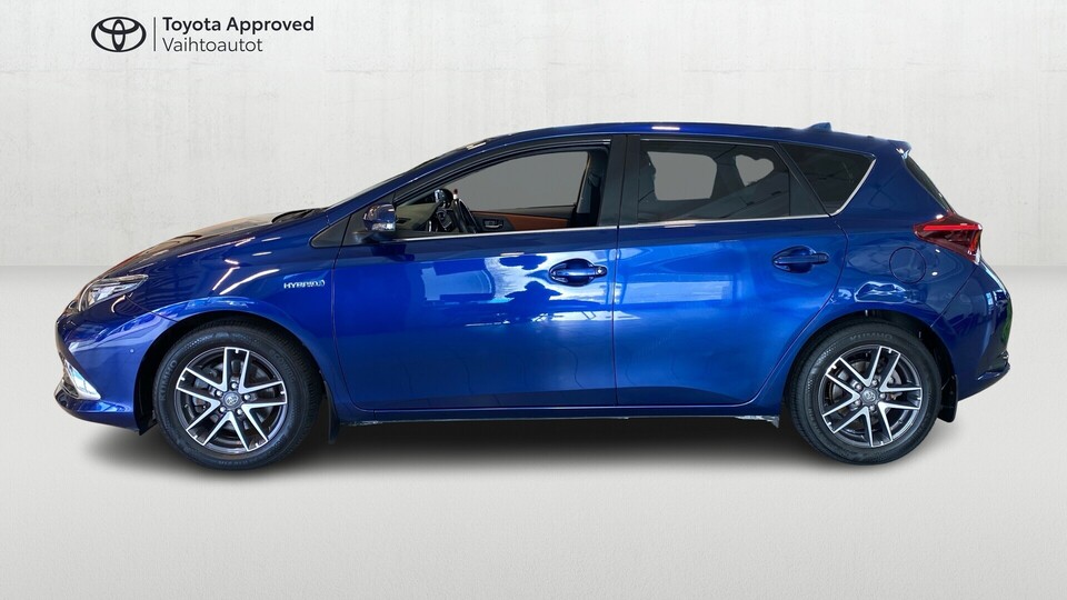 Toyota Auris vaihtoauto