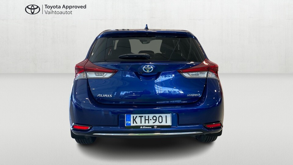 Toyota Auris vaihtoauto