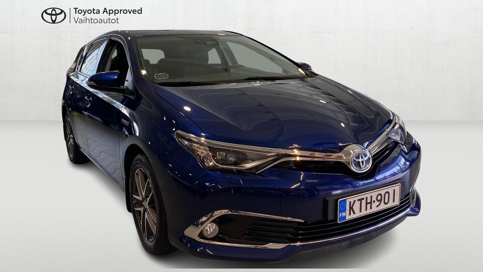 Toyota Auris vaihtoauto