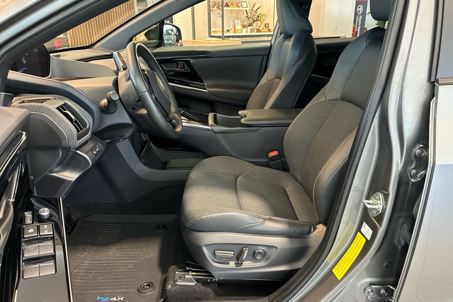 Toyota bZ4X vaihtoauto