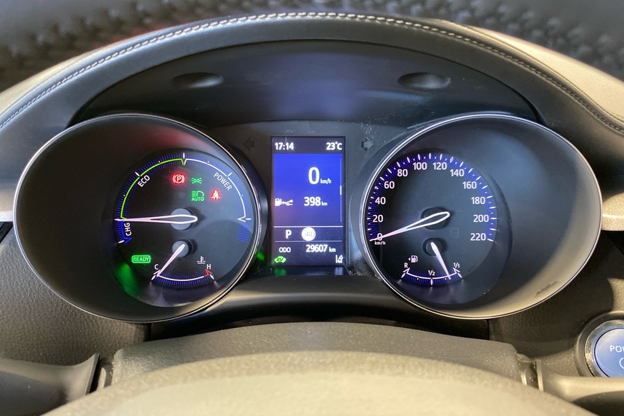 Toyota C-HR vaihtoauto