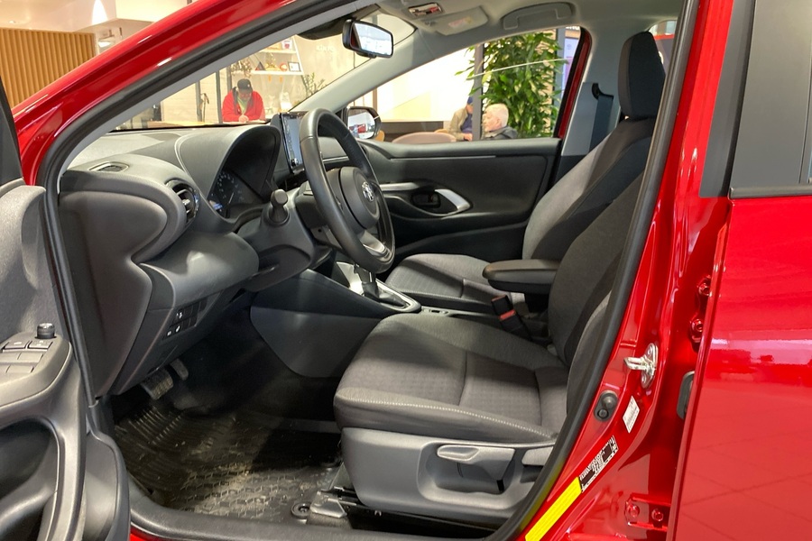 Toyota Yaris vaihtoauto