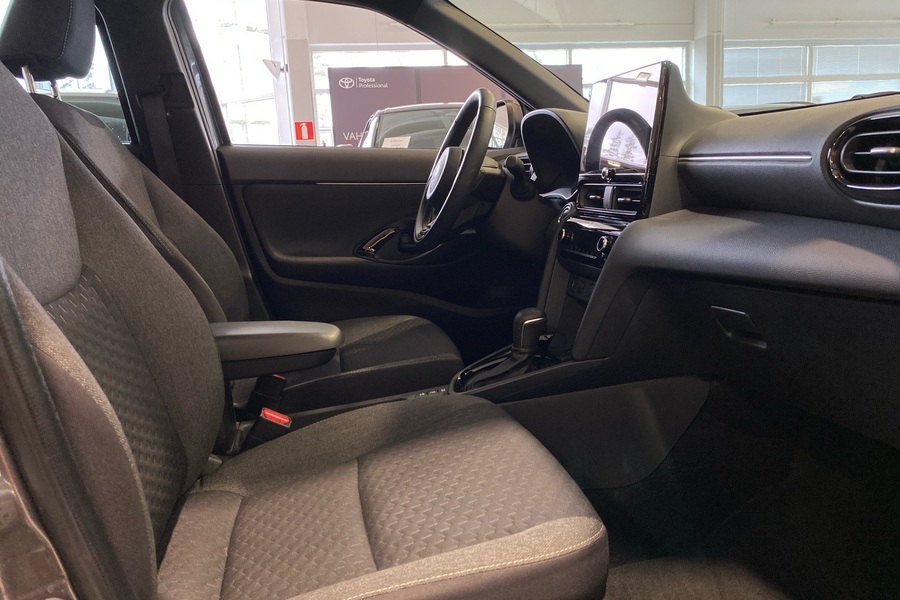 Toyota Yaris Cross vaihtoauto