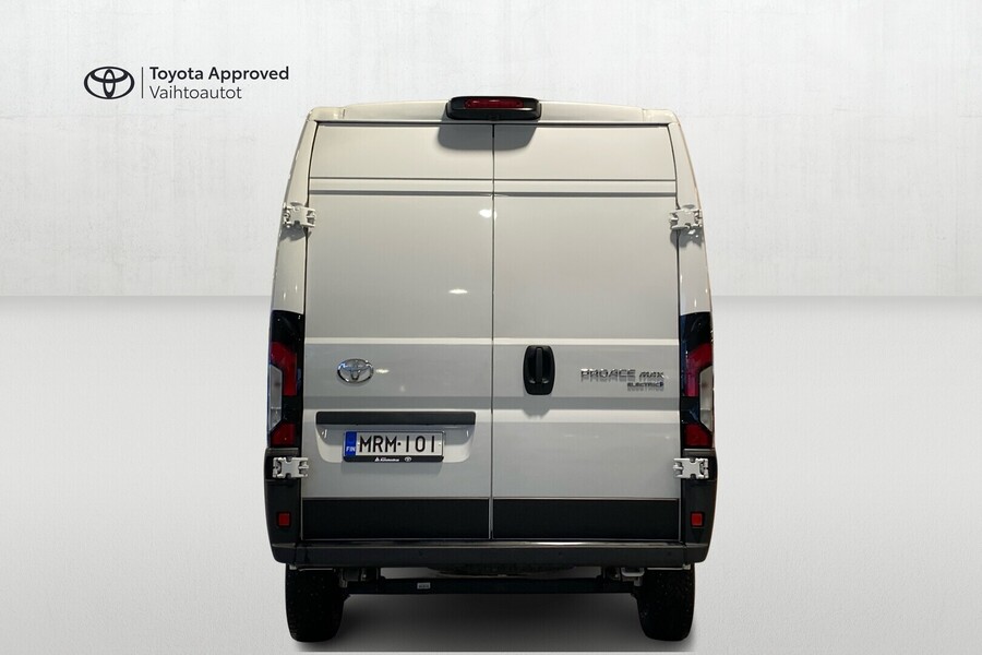 Toyota Proace MAX vaihtoauto