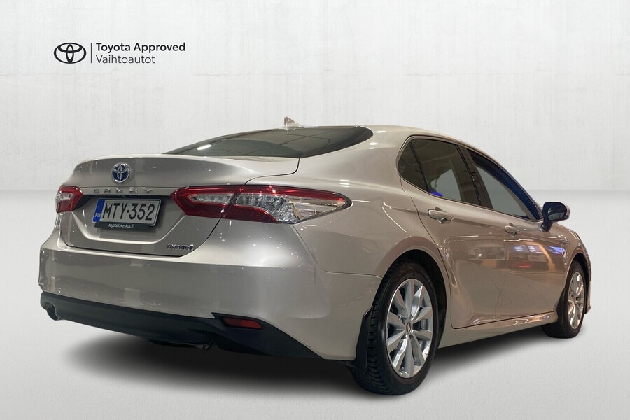 Toyota Camry vaihtoauto