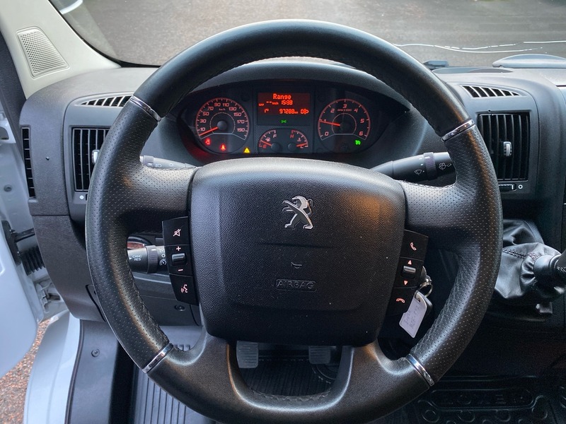 Peugeot Boxer vaihtoauto