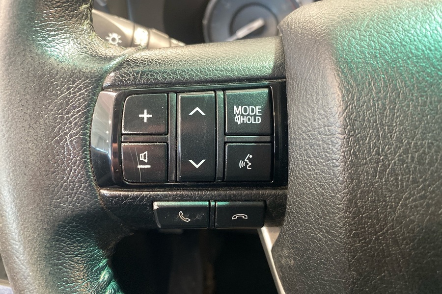 Toyota Hilux vaihtoauto