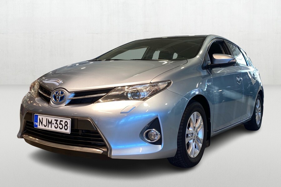 Toyota Auris vaihtoauto