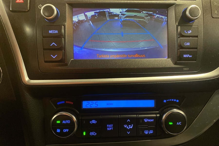 Toyota Auris vaihtoauto