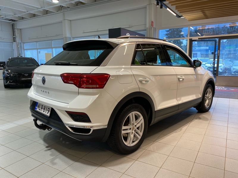 Volkswagen T-Roc vaihtoauto