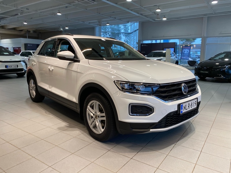 Volkswagen T-Roc vaihtoauto