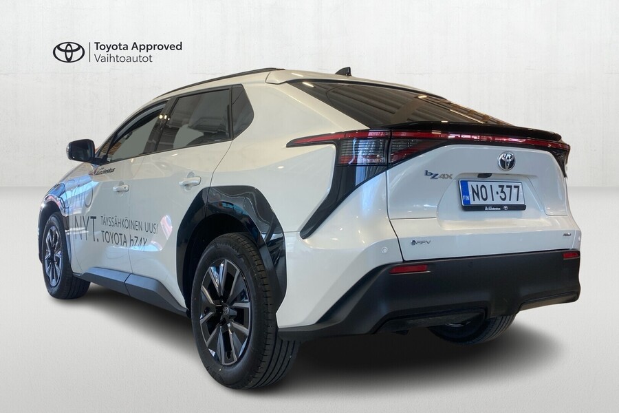 Toyota bZ4X vaihtoauto