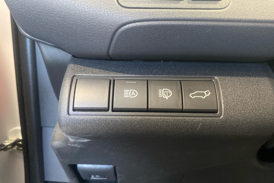 Toyota bZ4X vaihtoauto