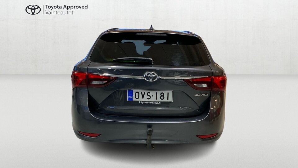 Toyota Avensis vaihtoauto