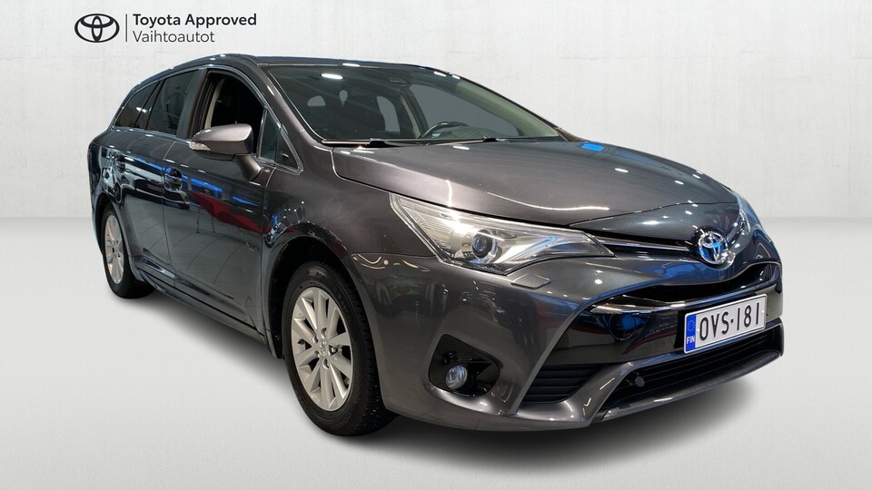 Toyota Avensis vaihtoauto