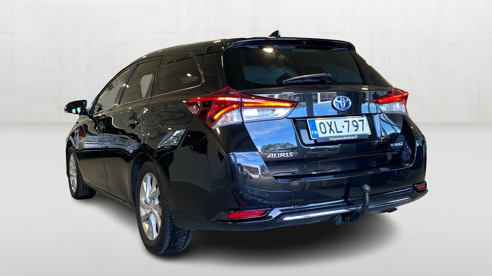 Toyota Auris vaihtoauto