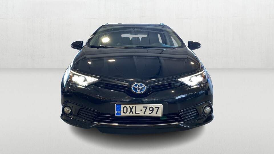 Toyota Auris vaihtoauto
