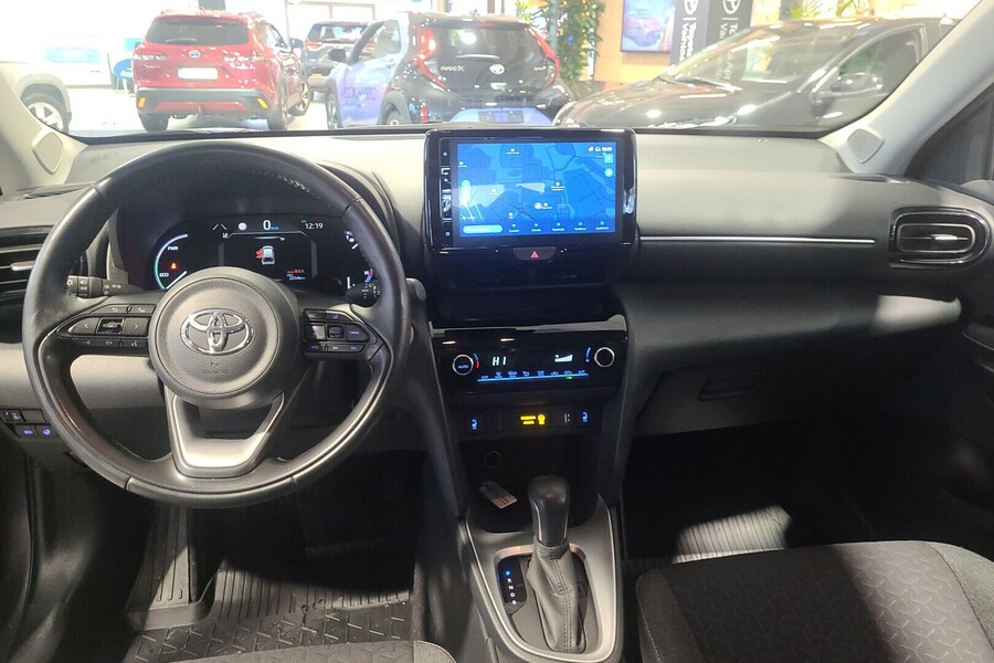 Toyota Yaris Cross vaihtoauto