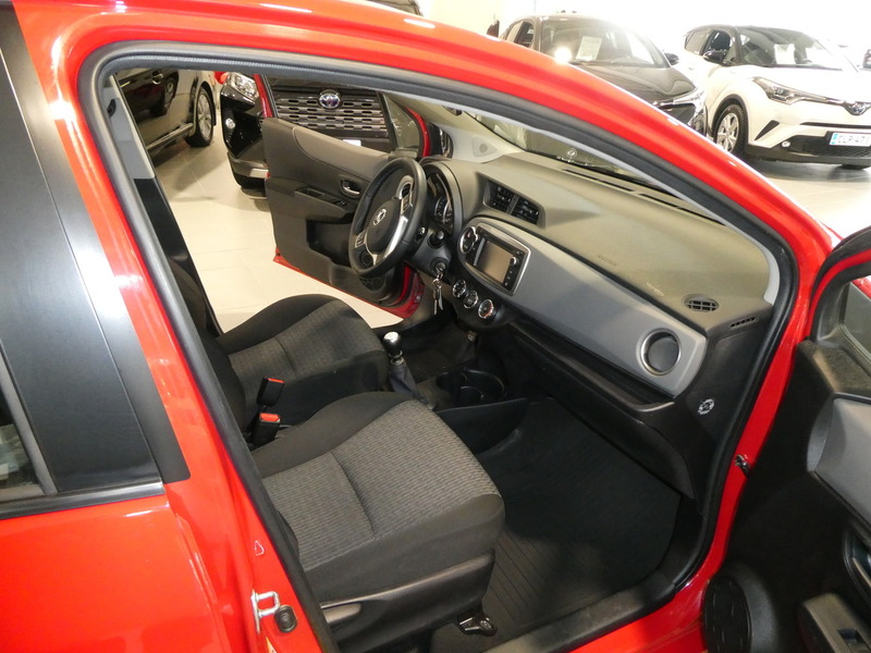 Toyota Yaris vaihtoauto