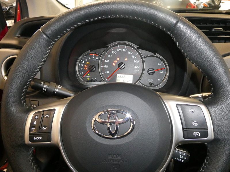 Toyota Yaris vaihtoauto