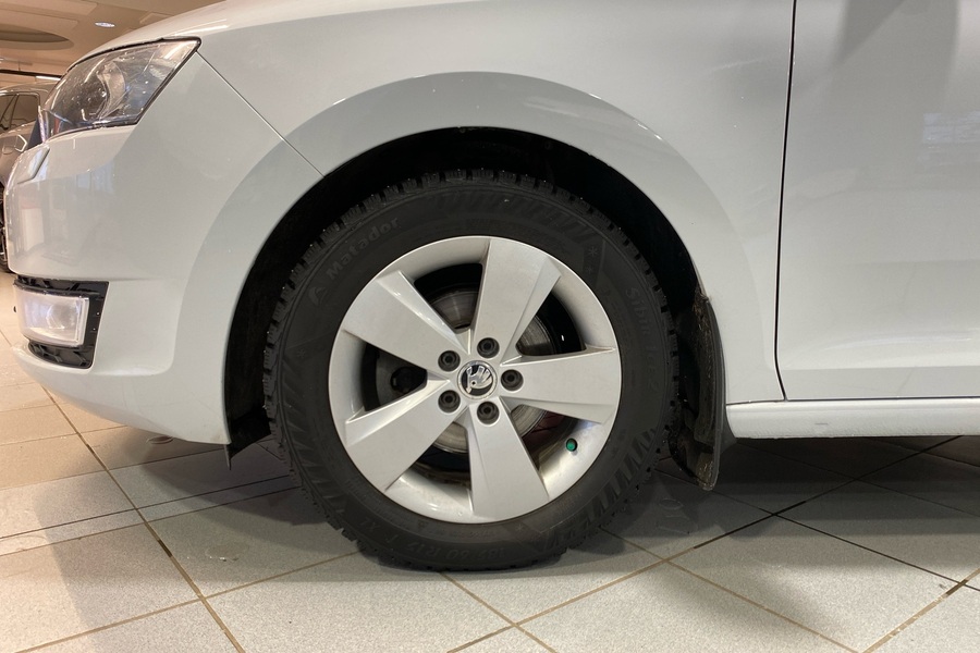 Skoda Rapid vaihtoauto