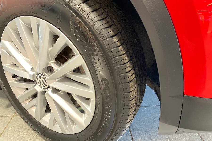 Volkswagen T-Roc vaihtoauto