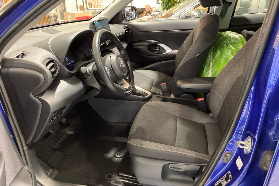 Toyota Yaris Cross vaihtoauto