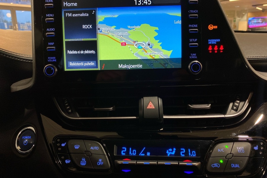 Toyota C-HR vaihtoauto